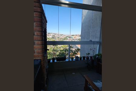 Apartamento à venda com 56m², 2 quartos e 1 vaga Apartamento à venda com 56m², 2 quartos e 1 vagaVaranda
