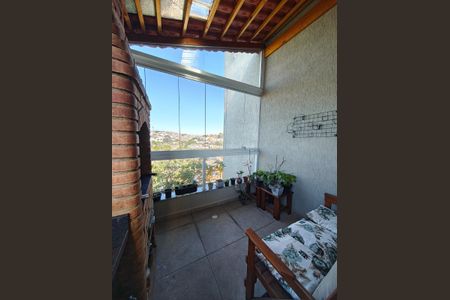 Apartamento à venda com 56m², 2 quartos e 1 vaga Apartamento à venda com 56m², 2 quartos e 1 vagaVaranda Gourmert