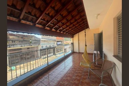 Casa para alugar com 360m², 5 quartos e 2 vagas Casa para alugar com 360m², 5 quartos e 2 vagasÁrea externa