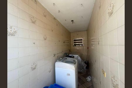 Casa para alugar com 360m², 5 quartos e 2 vagas Casa para alugar com 360m², 5 quartos e 2 vagasÁrea de serviço
