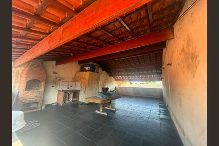 Casa para alugar com 360m², 5 quartos e 2 vagas Casa para alugar com 360m², 5 quartos e 2 vagasÁrea externa