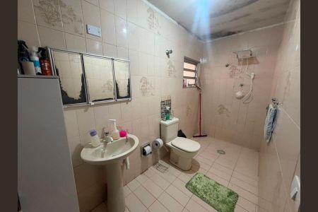 Casa para alugar com 360m², 5 quartos e 2 vagas Casa para alugar com 360m², 5 quartos e 2 vagasBanheiro social