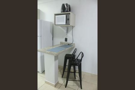 Cozinha de apartamento para alugar com 1 quarto, 42m² em Jardim da Luz, Goiânia