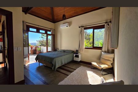 Casa para alugar com 550m², 3 quartos e 2 vagas