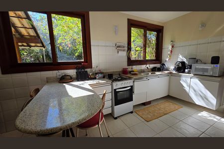 Casa para alugar com 550m², 3 quartos e 2 vagas