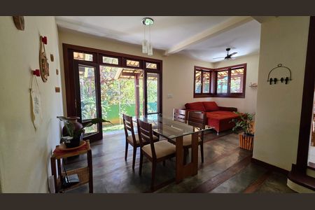 Casa para alugar com 550m², 3 quartos e 2 vagas