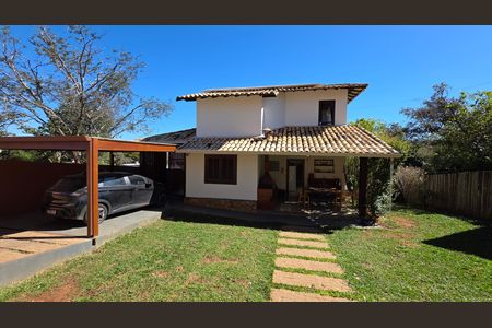 Casa para alugar com 3 quartos, 550m² em Flamboyant, Lagoa Santa