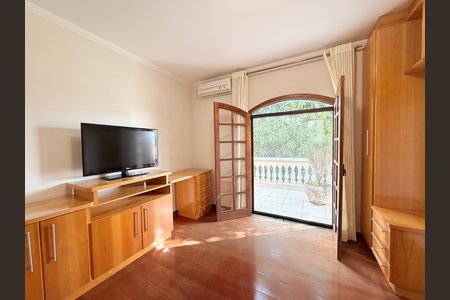 Casa de condomínio à venda com 483m², 6 quartos e 8 vagasSuíte 2
