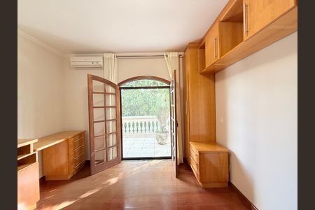 Casa de condomínio à venda com 483m², 6 quartos e 8 vagasSuíte 2
