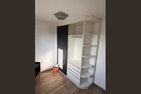 Quarto de apartamento para alugar com 3 quartos, 59m² em Colônia (Zona Leste), São Paulo