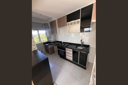 Cozinha de apartamento para alugar com 3 quartos, 59m² em Colônia (Zona Leste), São Paulo