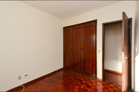Apartamento à venda com 120m², 3 quartos e 2 vagas Apartamento à venda com 120m², 3 quartos e 2 vagasQuarto 2