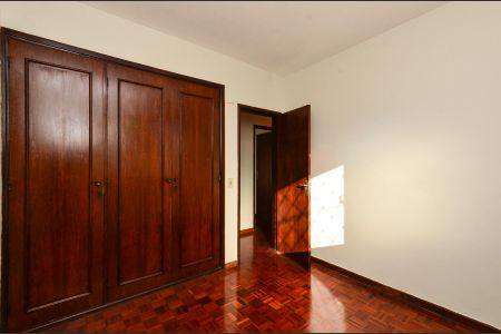 Apartamento à venda com 120m², 3 quartos e 2 vagas Apartamento à venda com 120m², 3 quartos e 2 vagasQuarto 2