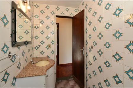 Apartamento à venda com 120m², 3 quartos e 2 vagas Apartamento à venda com 120m², 3 quartos e 2 vagasBanheiro Social