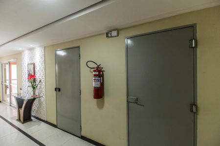 Apartamento para alugar com 64m², 2 quartos e 1 vaga Apartamento para alugar com 64m², 2 quartos e 1 vagaHall de entrada