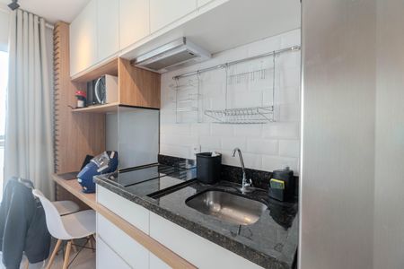Cozinha de kitnet/studio à venda com 1 quarto, 27m² em Bela Vista, São Paulo
