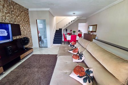 Casa de condomínio para alugar com 244m², 3 quartos e sem vaga Casa de condomínio para alugar com 244m², 3 quartos e sem vagaSala