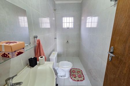 Casa de condomínio para alugar com 244m², 3 quartos e sem vaga Casa de condomínio para alugar com 244m², 3 quartos e sem vagaBanheiro 1