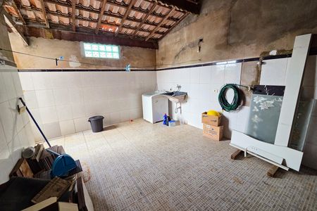 Casa de condomínio para alugar com 244m², 3 quartos e sem vaga Casa de condomínio para alugar com 244m², 3 quartos e sem vagaÁrea de Serviço