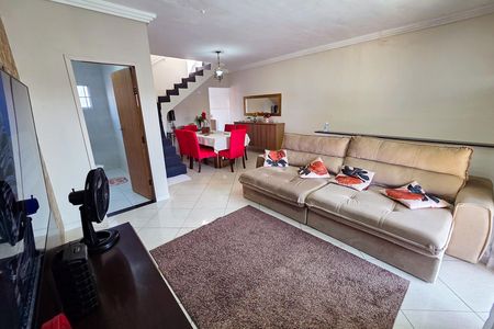 Sala de casa de condomínio para alugar com 3 quartos, 143m² em Jardim Aloha, Praia Grande