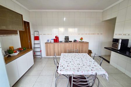 Cozinha de casa de condomínio para alugar com 3 quartos, 143m² em Jardim Aloha, Praia Grande