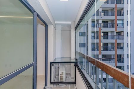 Studio para alugar com 25m², 1 quarto e sem vaga Studio para alugar com 25m², 1 quarto e sem vagaVaranda