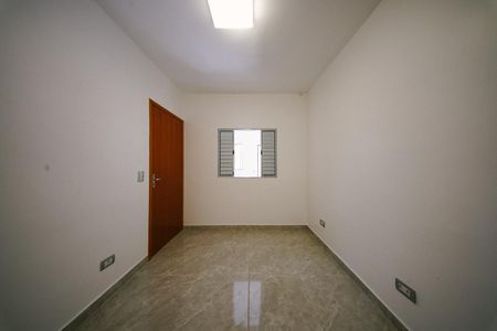 Quarto de casa para alugar com 1 quarto, 32m² em Jardim Sao Nicolau, São Paulo