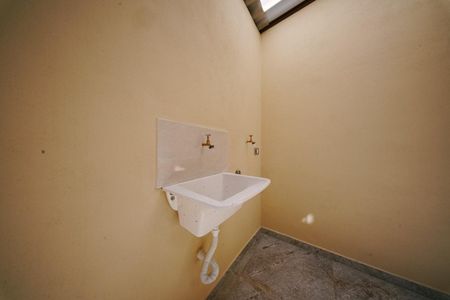Casa para alugar com 32m², 1 quarto e sem vaga Casa para alugar com 32m², 1 quarto e sem vagaÁrea de Serviço