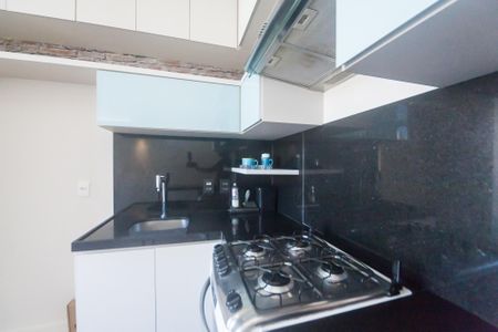 Cozinha de kitnet/studio para alugar com 1 quarto, 20m² em Funcionários, Belo Horizonte