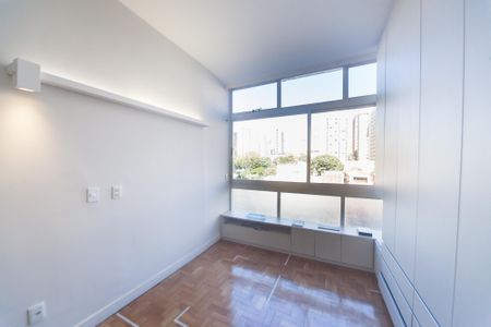 sala / quarto  de kitnet/studio para alugar com 1 quarto, 20m² em Funcionários, Belo Horizonte