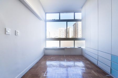 sala / quarto  de kitnet/studio para alugar com 1 quarto, 20m² em Funcionários, Belo Horizonte
