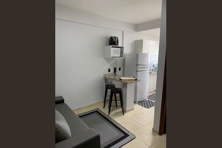 Sala de apartamento para alugar com 1 quarto, 42m² em Jardim da Luz, Goiânia