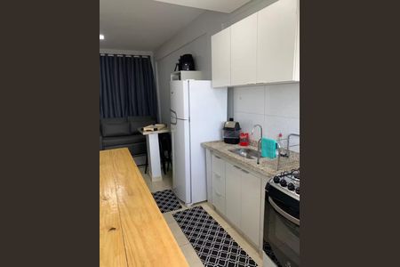Cozinha de apartamento para alugar com 1 quarto, 42m² em Jardim da Luz, Goiânia