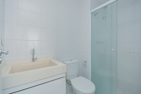 Apartamento para alugar com 42m², 2 quartos e 1 vaga Apartamento para alugar com 42m², 2 quartos e 1 vagaBanheiro 1