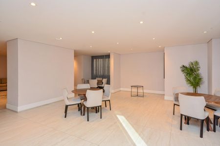 Apartamento para alugar com 42m², 2 quartos e 1 vaga Apartamento para alugar com 42m², 2 quartos e 1 vagaÁrea comum - Salão de festas
