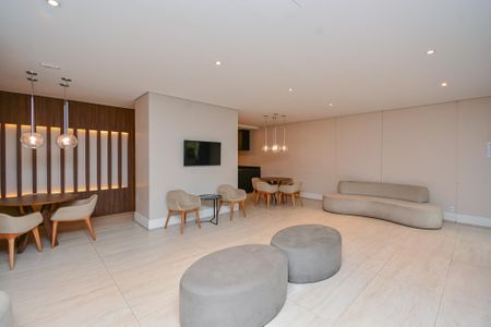 Apartamento para alugar com 42m², 2 quartos e 1 vaga Apartamento para alugar com 42m², 2 quartos e 1 vagaÁrea comum - Salão de festas