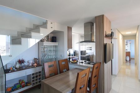 Apartamento à venda com 3 quartos, 140m² em Ouro Preto, Belo Horizonte