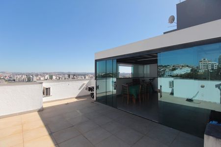 Apartamento à venda com 140m², 3 quartos e 3 vagasCobertura