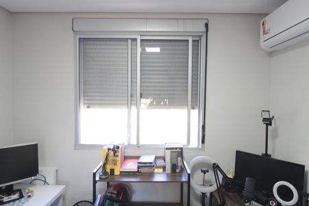 Apartamento à venda com 140m², 3 quartos e 3 vagasQuarto 2