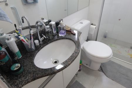 Banheiro Social de apartamento à venda com 3 quartos, 140m² em Ouro Preto, Belo Horizonte
