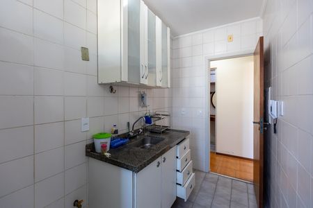Cozinha de apartamento para alugar com 1 quarto, 58m² em Botafogo, Campinas