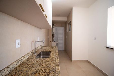Apartamento para alugar com 84m², 2 quartos e 1 vaga Apartamento para alugar com 84m², 2 quartos e 1 vagaCozinha