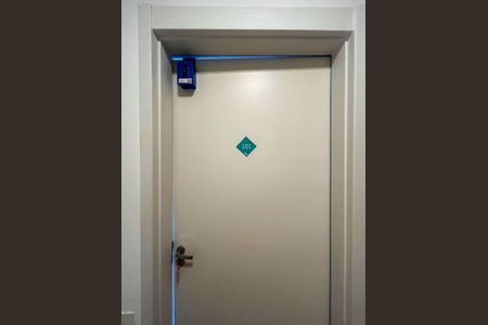 Lockbox de apartamento para alugar com 2 quartos, 34m² em Jardim Prudência, São Paulo