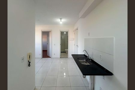 Cozinha de apartamento para alugar com 2 quartos, 34m² em Jardim Prudência, São Paulo