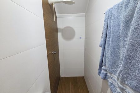 Casa de condomínio para alugar com 70m², 2 quartos e 1 vaga Casa de condomínio para alugar com 70m², 2 quartos e 1 vagaBanheiro Social