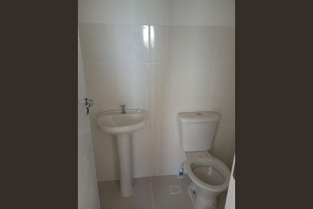 Apartamento à venda com 46m², 2 quartos e 1 vaga Apartamento à venda com 46m², 2 quartos e 1 vagaBanheiro