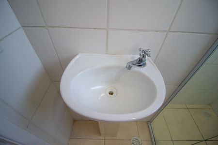 Apartamento para alugar com 48m², 2 quartos e 1 vaga Apartamento para alugar com 48m², 2 quartos e 1 vagaBanheiro
