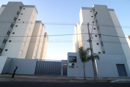 Apartamento para alugar com 50m², 2 quartos e 1 vagaFachada