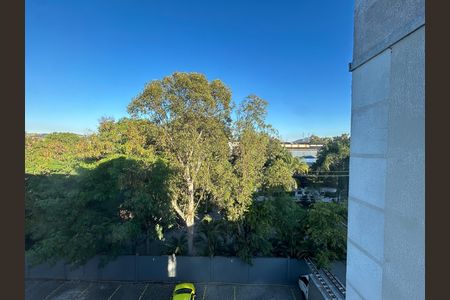 Vista do Quarto 2 de apartamento para alugar com 2 quartos, 47m² em Honório Gurgel, Rio de Janeiro