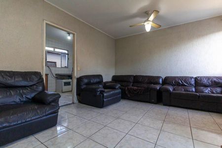 Casa de condomínio para alugar com 72m², 3 quartos e 2 vagas Casa de condomínio para alugar com 72m², 3 quartos e 2 vagasSala